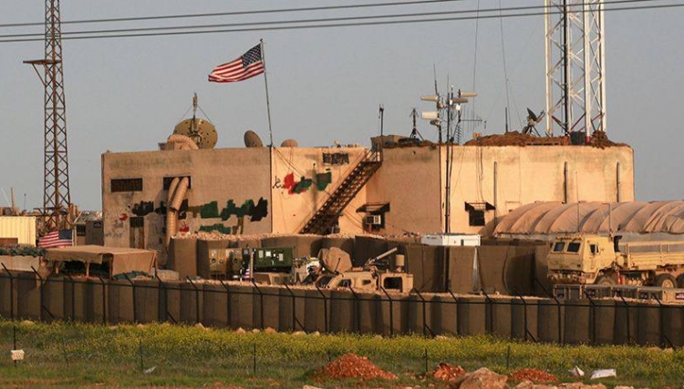 الجيش الأمريكي يعلن تعرض قاعدة للتحالف في دير الزور لقصف صاروخي